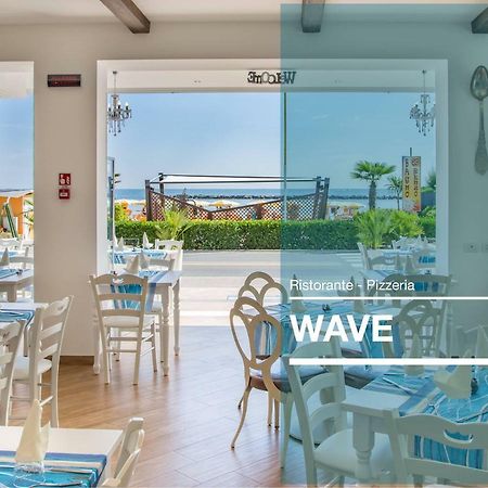 White Suite & Apartments Bellaria-Igea Marina Bagian luar foto