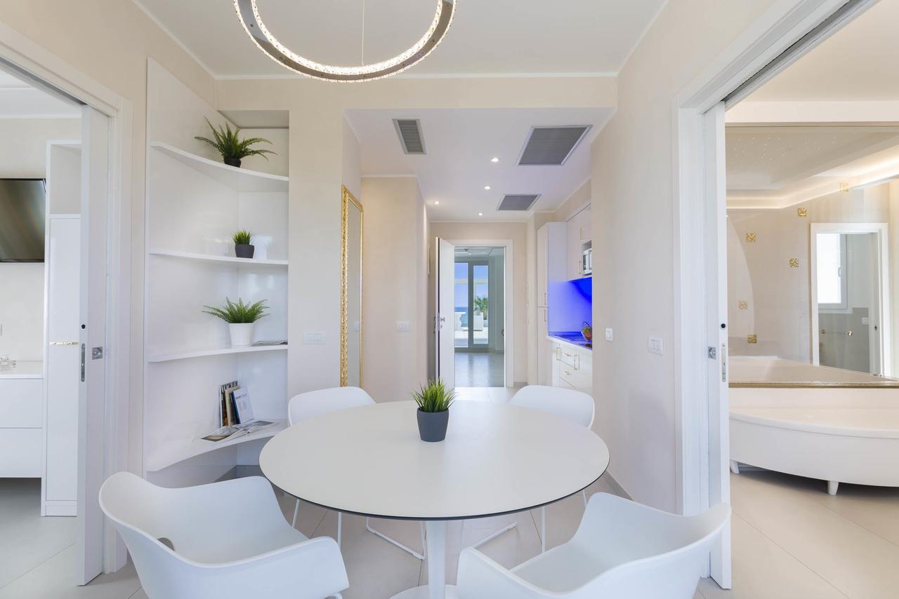 White Suite & Apartments Bellaria-Igea Marina Bagian luar foto